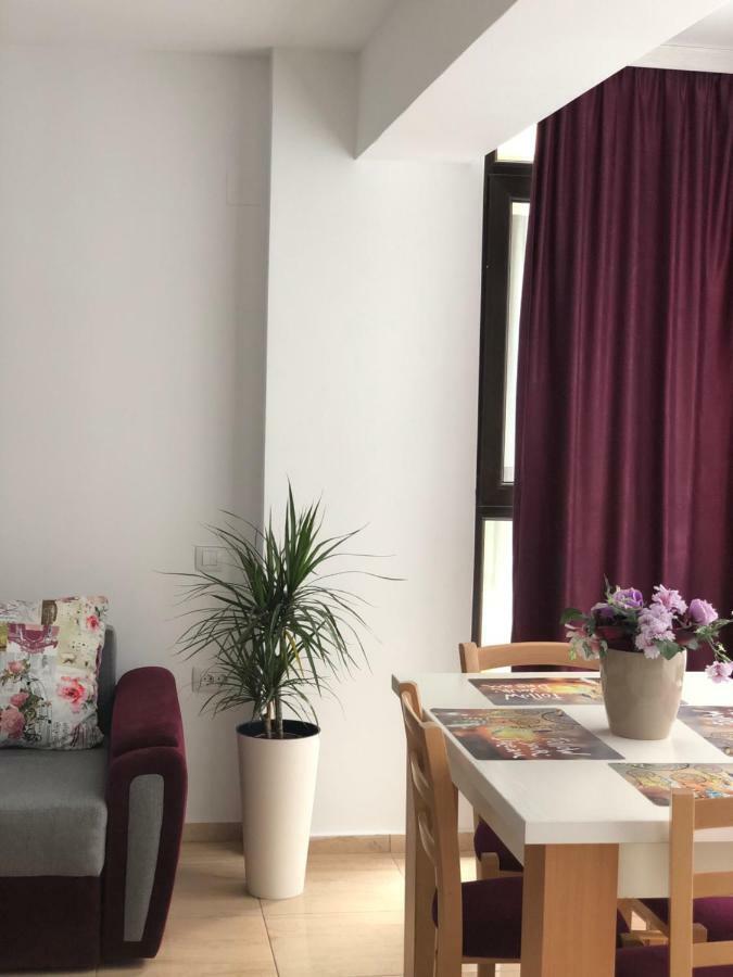 Apartamente Seashells Mamaia Nord Năvodari Kültér fotó